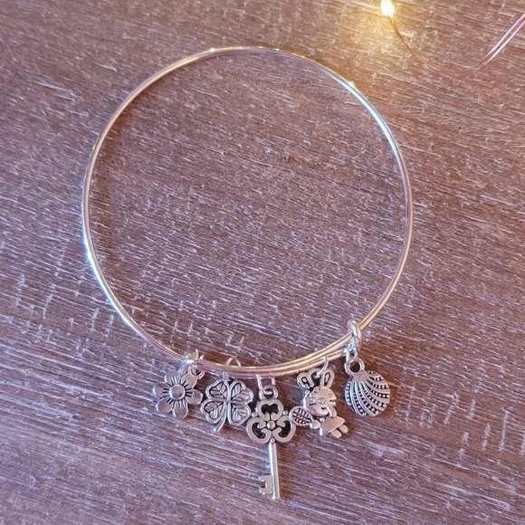 Wire Bangle Adjustable Expandable Charm Bracelet (hand-crafted) - Picture 1 of 2